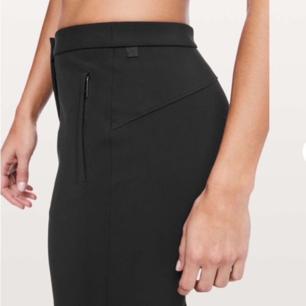 Lululemon NWT RARE Athletic Athleisure Minimalist black On the Move Pant Light - Picture 5 of 14